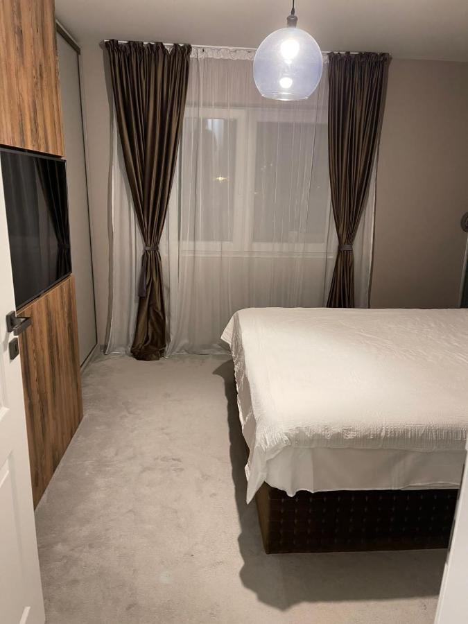 Gavas Jacuzzi & Panoramic View Apartment Cluj-Napoca Ngoại thất bức ảnh